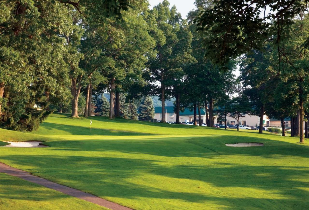 Lakeview Golf Resort Morgantown Exteriör bild